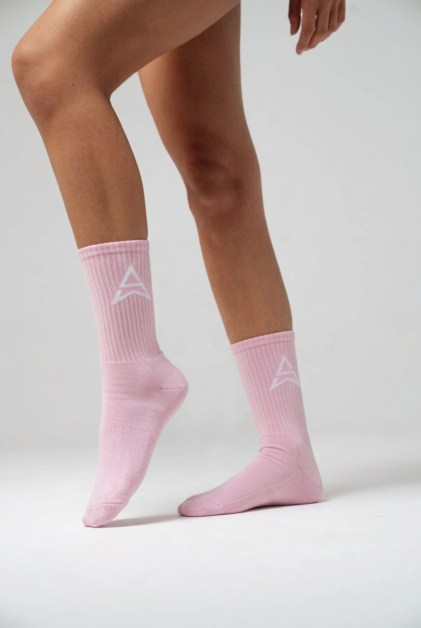 MID-CALF CREW SOCKS