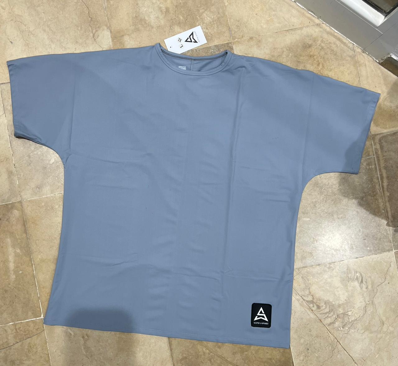 OVERSIZED T-SHIRT